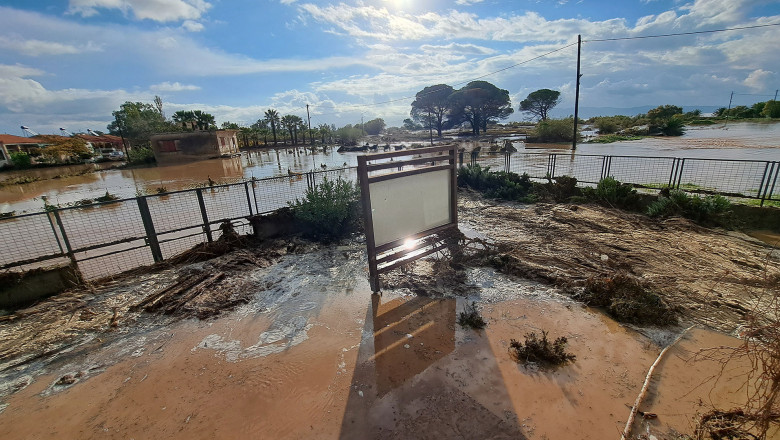 Inundații provocate de furtunile din Grecia. Foto-Kalloni Environmental Information Center