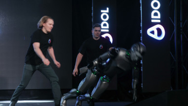 Lansarea cu peripeții a robotului rusesc Aidol. F