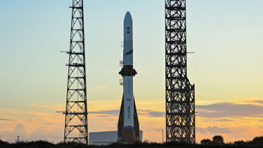 racheta new glenn pregatita de lansare