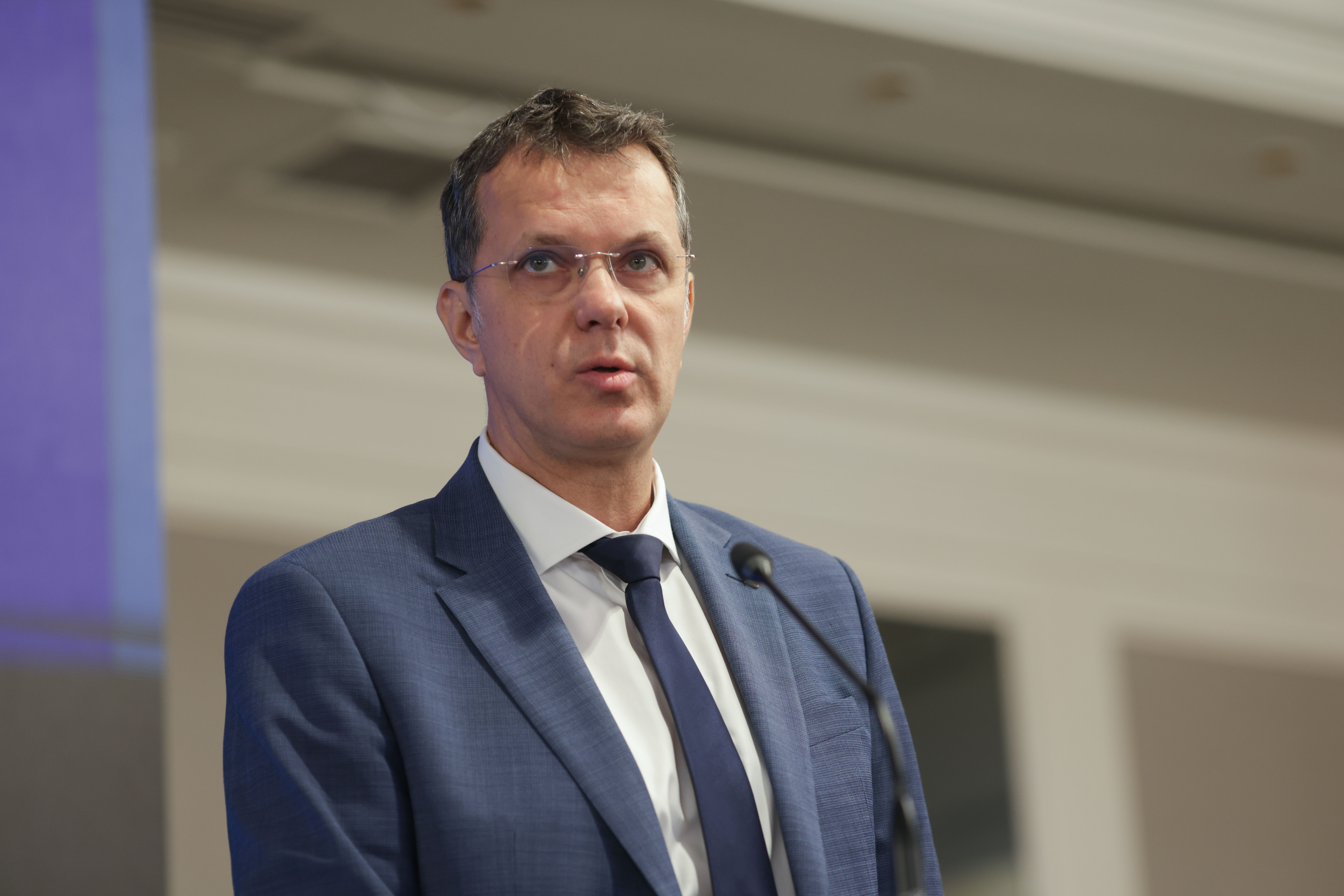 Ionuț Moșteanu: O dronă fără încărcătură explozivă a fost găsită în județul Vaslui. „Mi-aș fi dorit ca piloții să o dea jos”