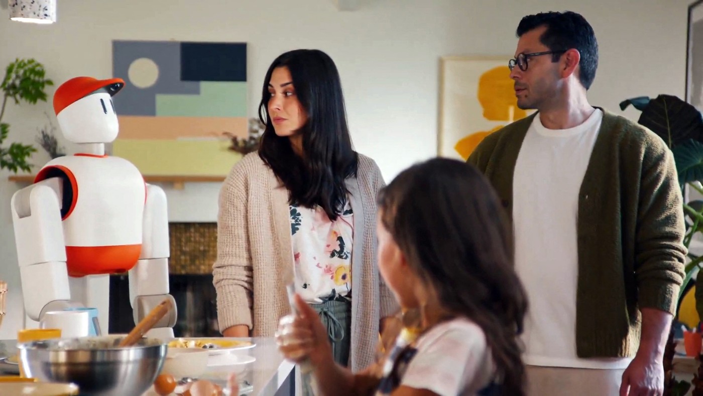 Adio treburilor casnice. Un start-up american a lansat robotul Memo, capabil să strângă pahare și să încarce mașina de spălat vase