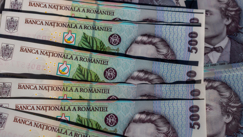 Guvernul renunță la „taxa pe stâlp” din 2027. Mediul de afaceri mai așteaptă un an