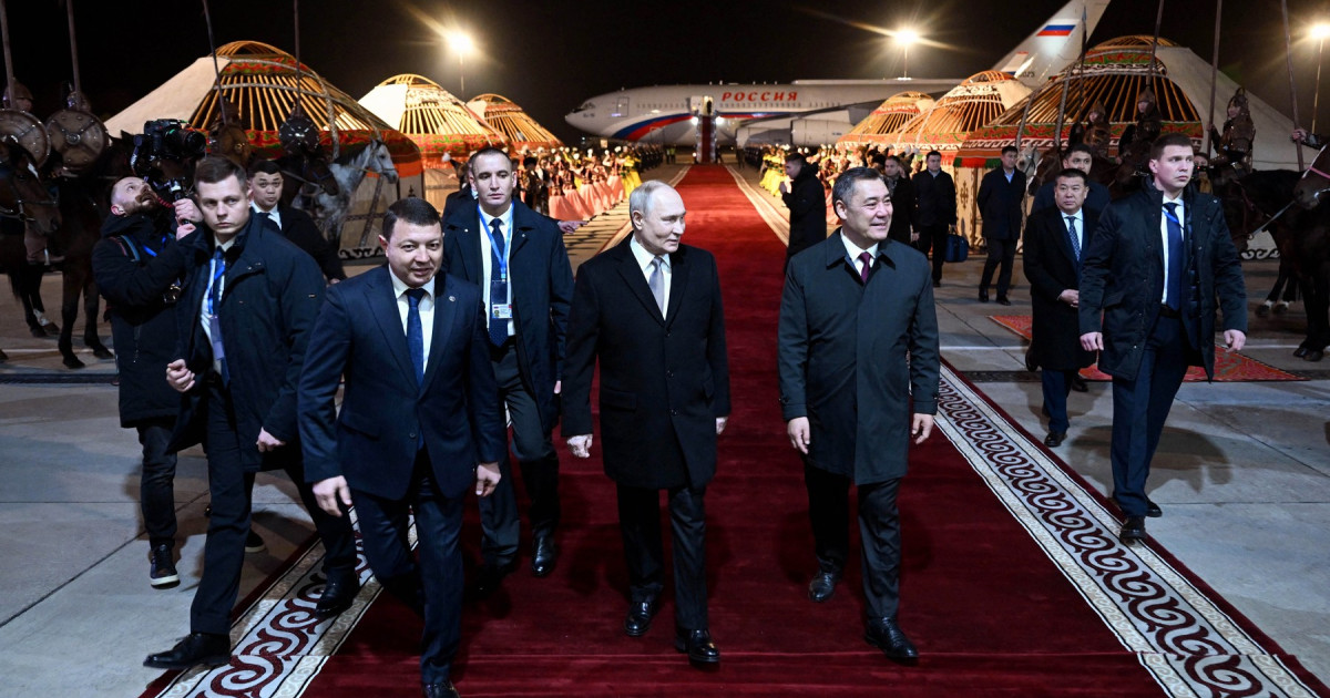 Ceremonie grandioasă pentru Putin în Kîrgîzstan