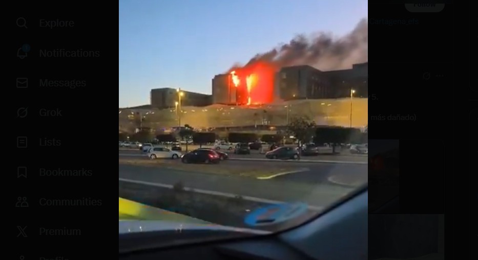 Un incendiu uriaș a mistuit un spital din Spania. Pacienții au fost evacuați de urgență