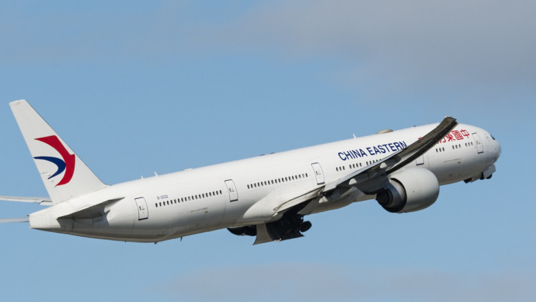 Boeing 777-300 China Eastern