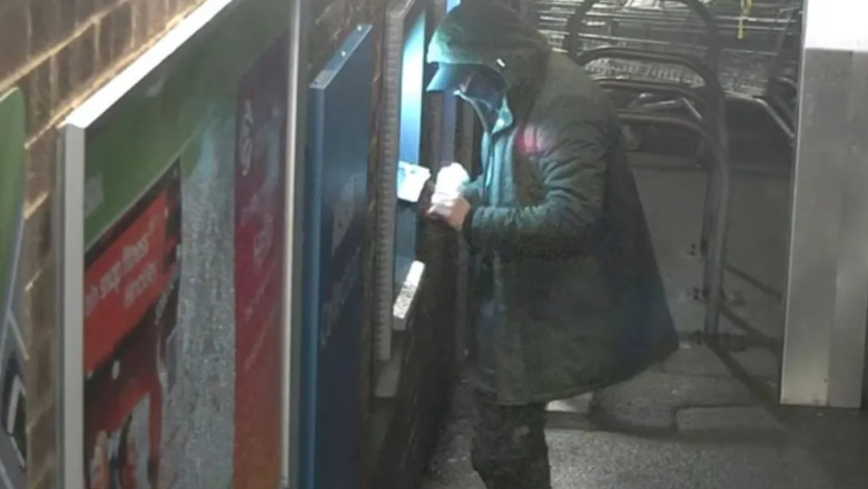 hoti furt din bancomat