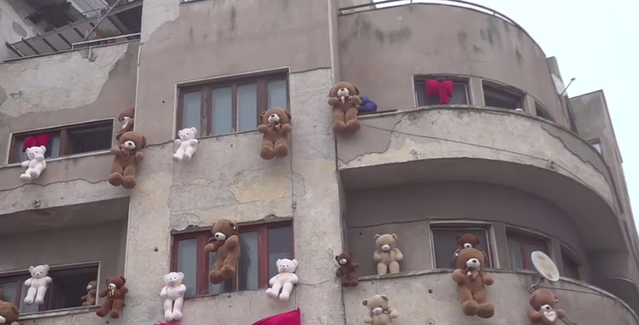 Decor horror la târgul de Crăciun: „Halloween-ul este prezent în fiecare zi în Constanța”