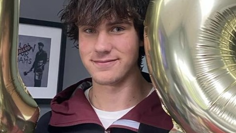 589554071_1297616219059589_247434173978774952_n