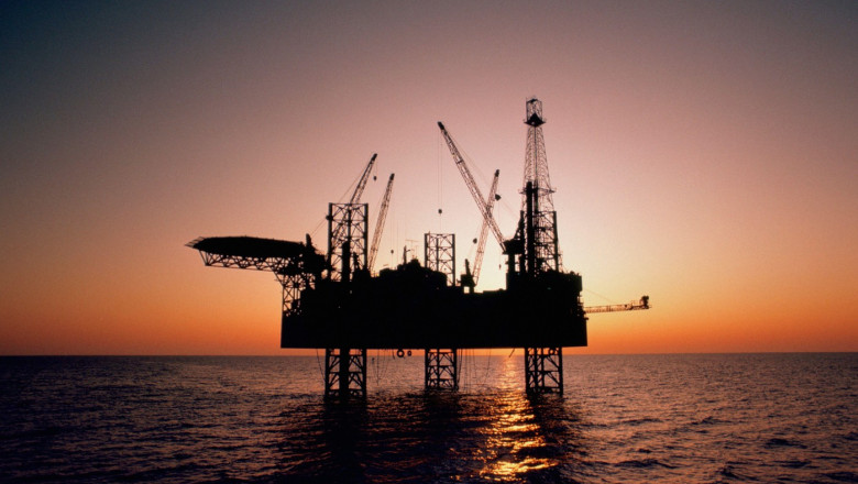 Oil drilling platform in the Mediterranean