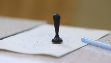 MCZoYXNoPTBmZjdlMDUzMjc3MTE4MGVhYTg0NzFjM2IzODUyN2I5.thumb