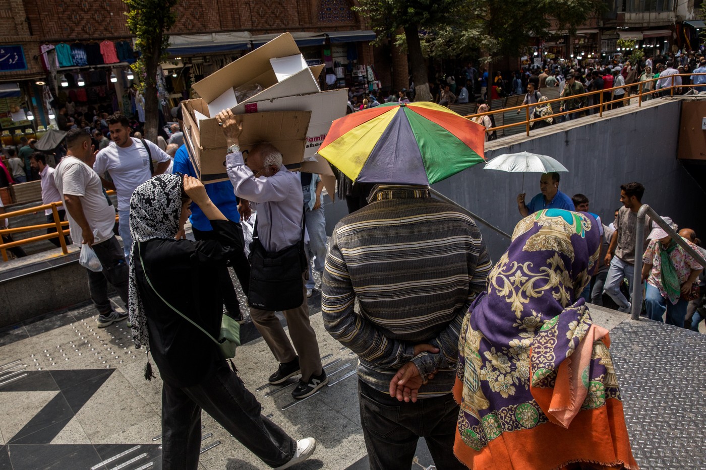 Președintele Iranului vrea să mute capitala din Teheran din cauza crizei majore de apă