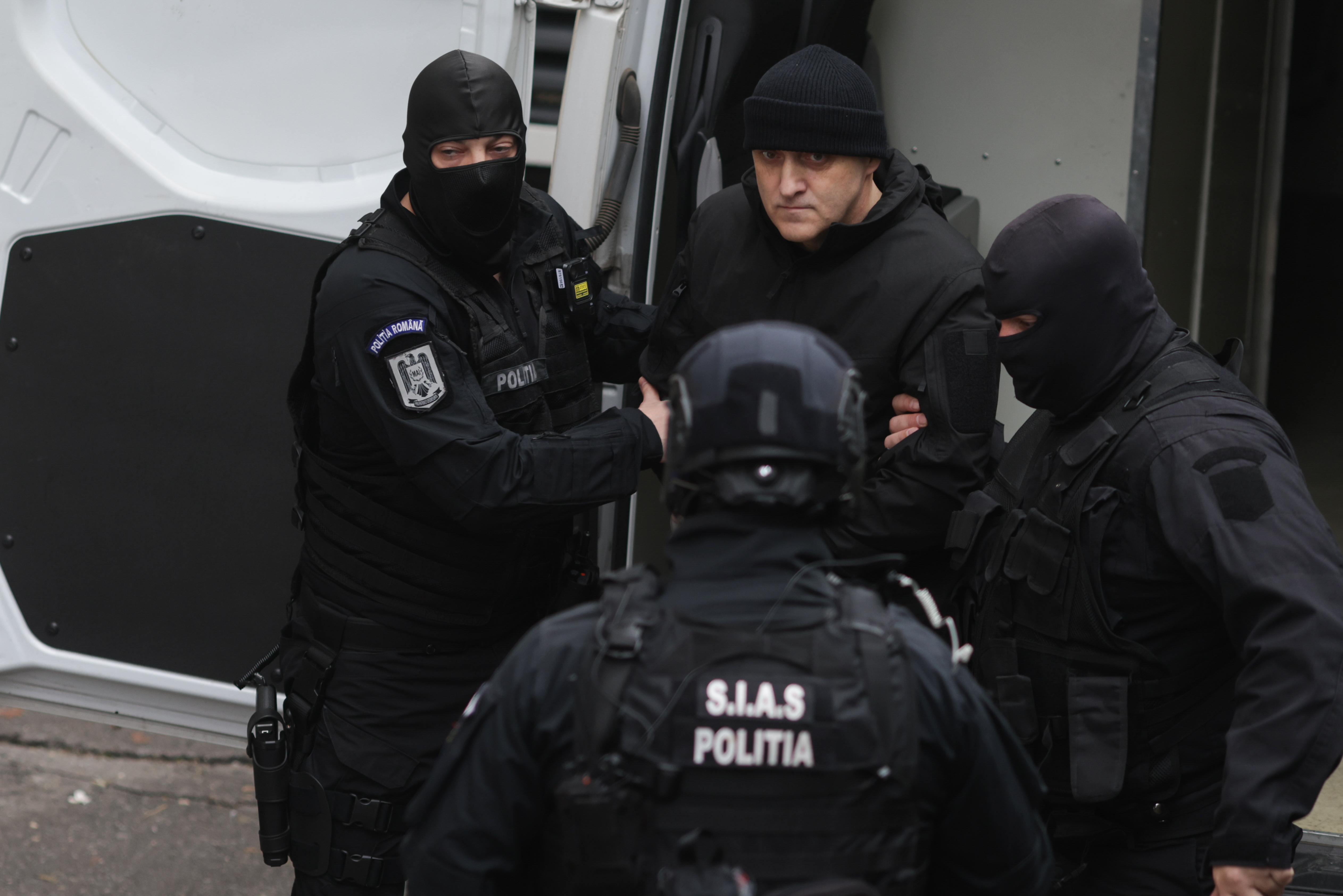 Horațiu Potra, fiul și nepotul său au fost aduși la Curtea de Apel București. Judecătorii au rămas în pronunțare