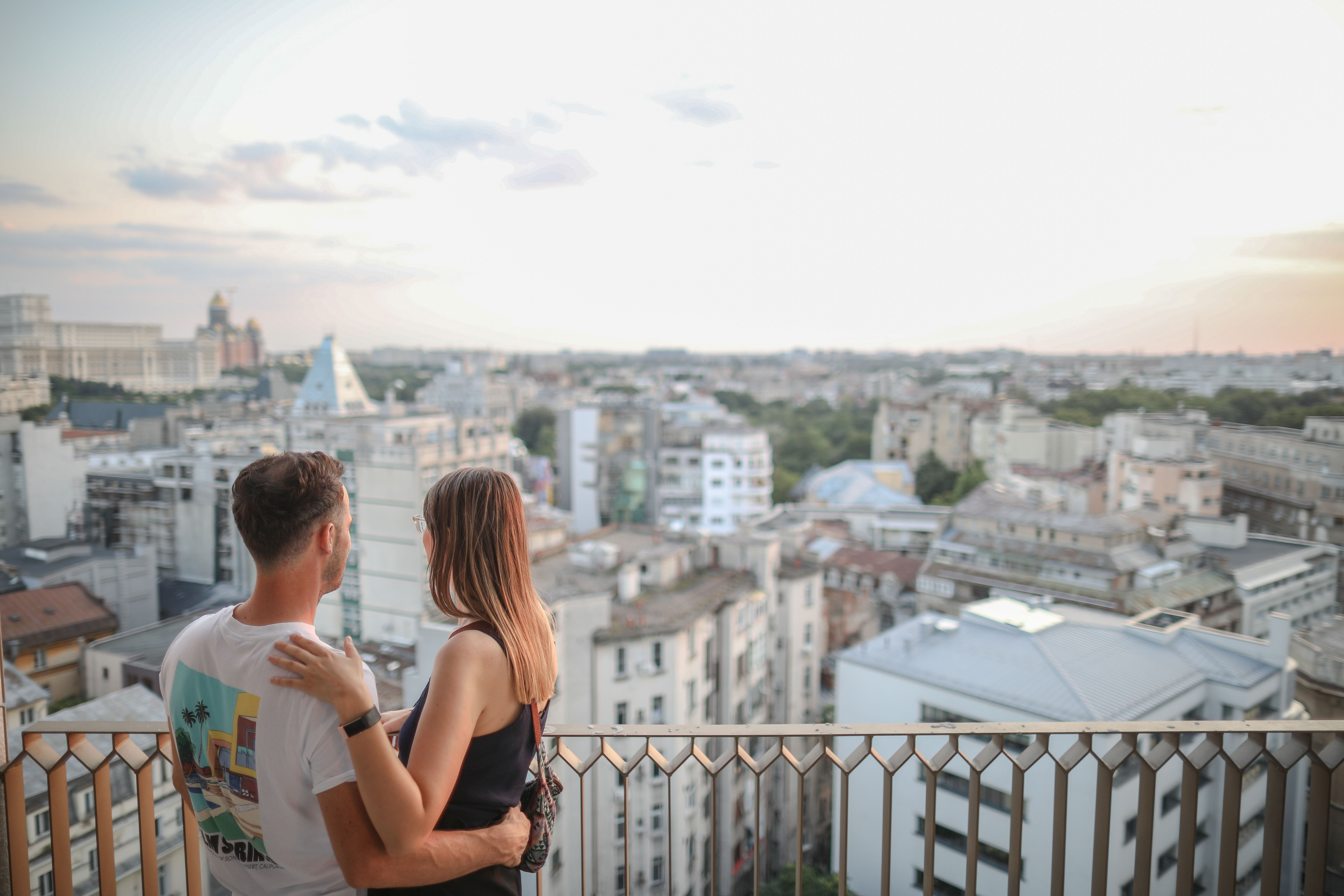 Guvernul a amânat din nou construirea locuințelor pentru tineri. Noul termen este 31 martie 2027