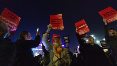 pensii speciale protest