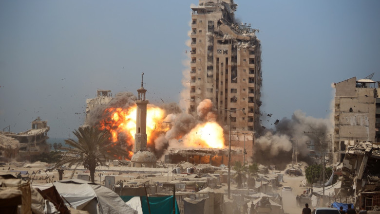 Mushtaha Tower Destroyed By Israeli Airstrike In Gaza, Palestine - 05 Sep 2025