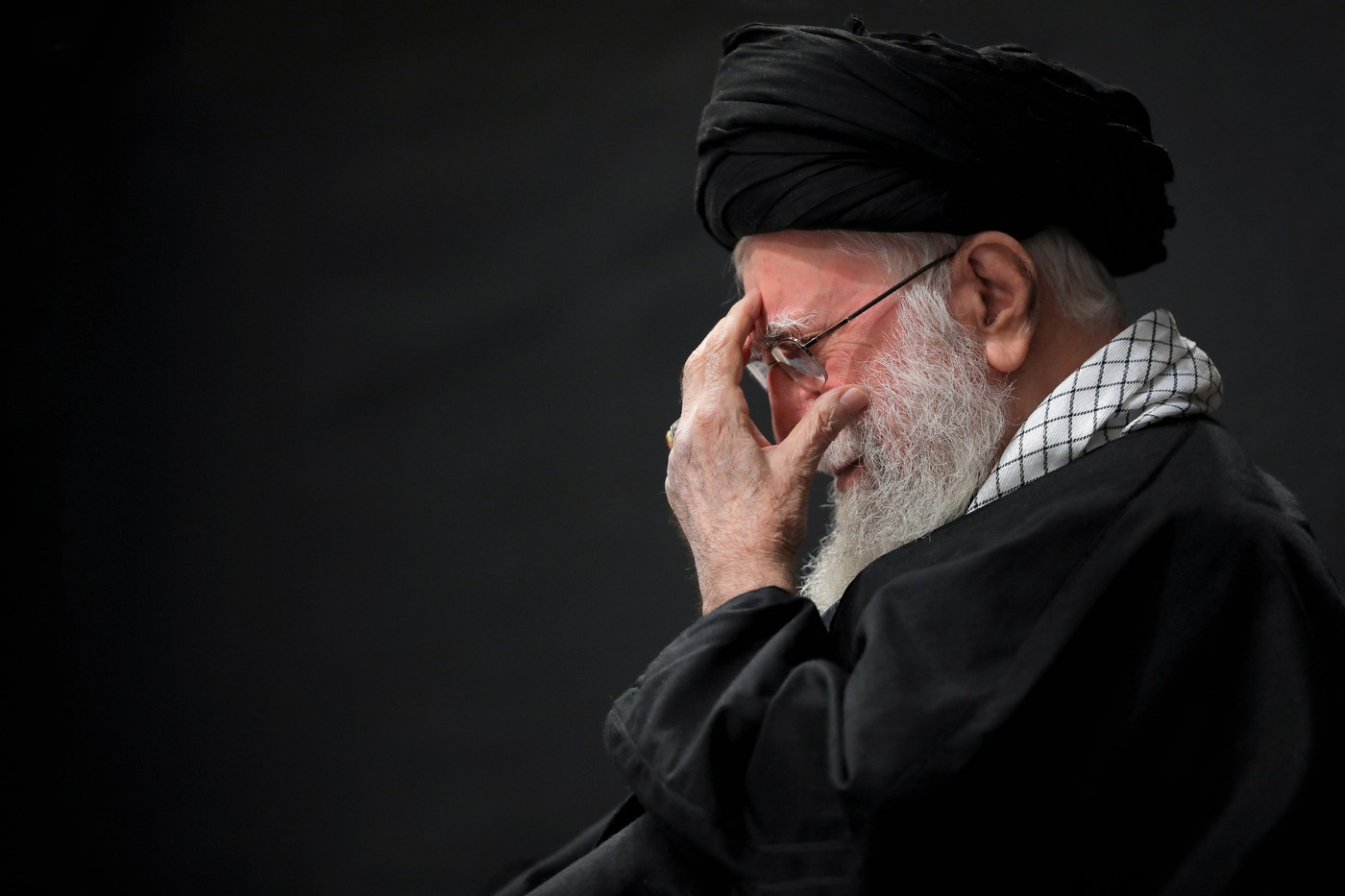Ministrul Informaţiilor din Iran avertizează asupra unei tentative de asasinat împotriva ayatollahului Ali Khamenei