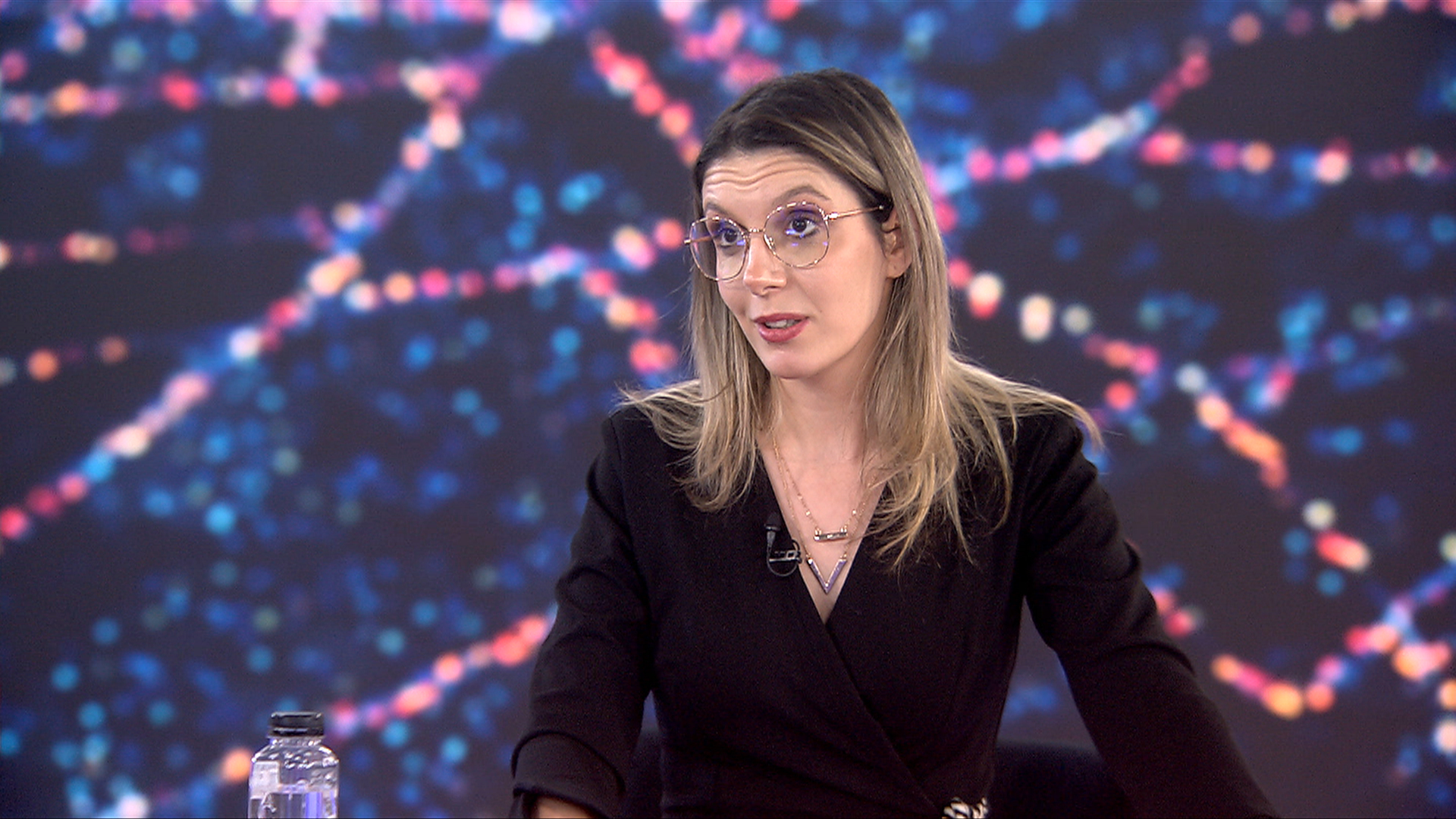 Diana Buzoianu acuză Apele Române: Nu au luat în calcul că va ploua și acum pasează vina. „Au amenințat că vin peste minister”