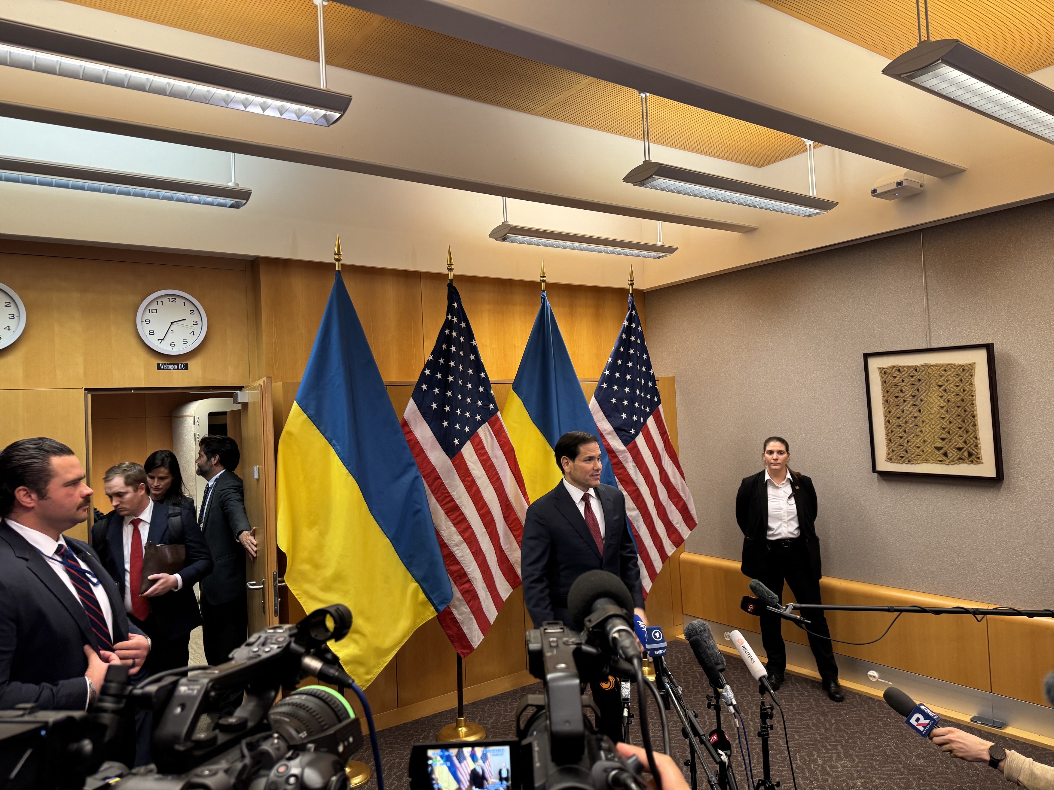 Întâlnire în SUA pentru soarta Ucrainei. Delegația trimisă de Zelenski negociază planul de pace înaintea vizitei lui Witkoff în Rusia