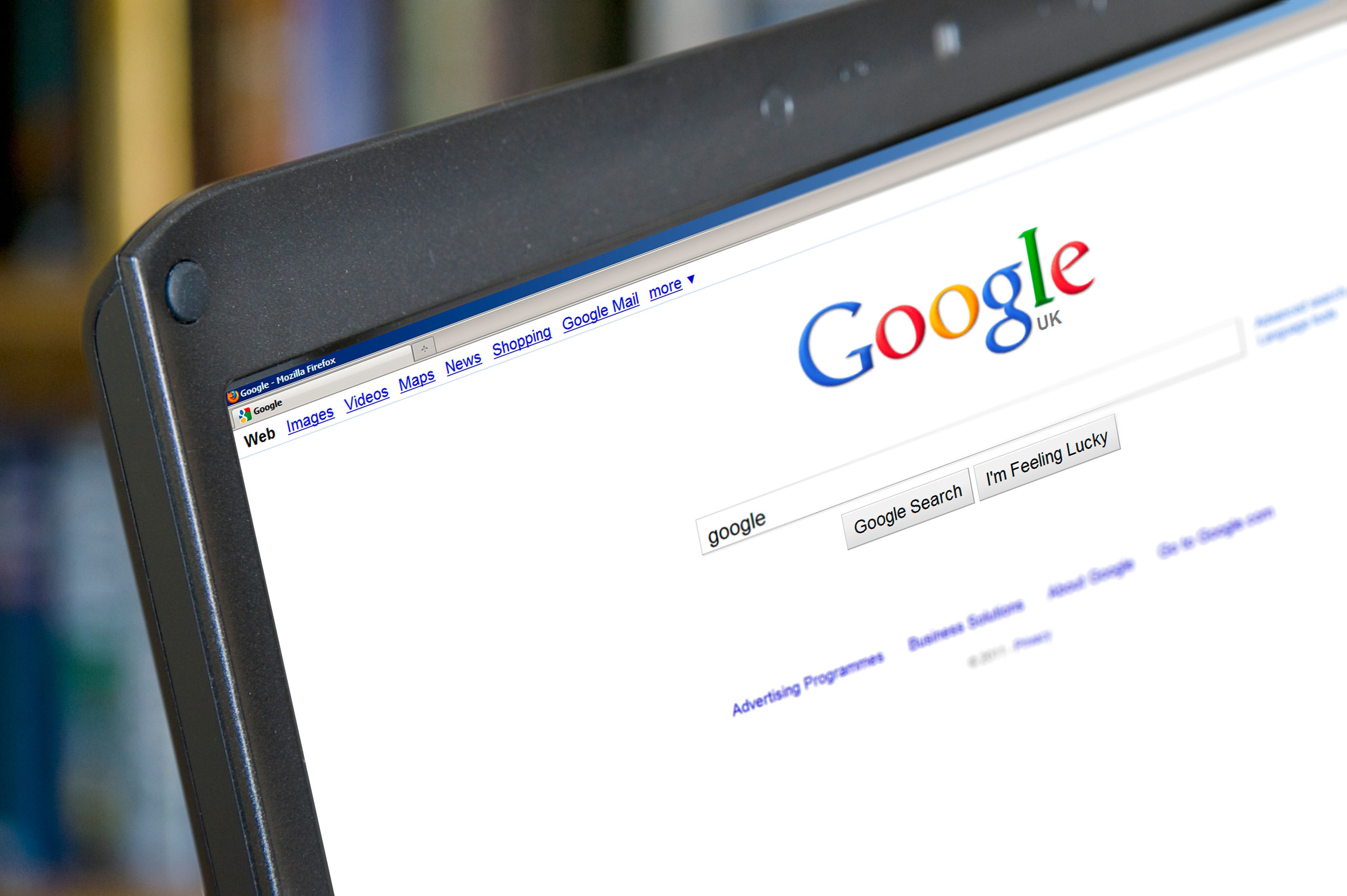 Ce-au căutat românii pe Google în 2025: de la Nicuşor Dan și George Simion la filmul „Nosferatu” și „cum arată buletinul de vot”