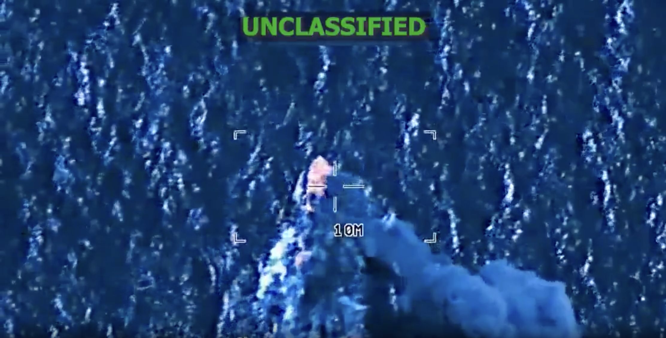 Admiral zanikal ukaz za poboj vseh v napadu na čoln, demokrati izražajo dvome