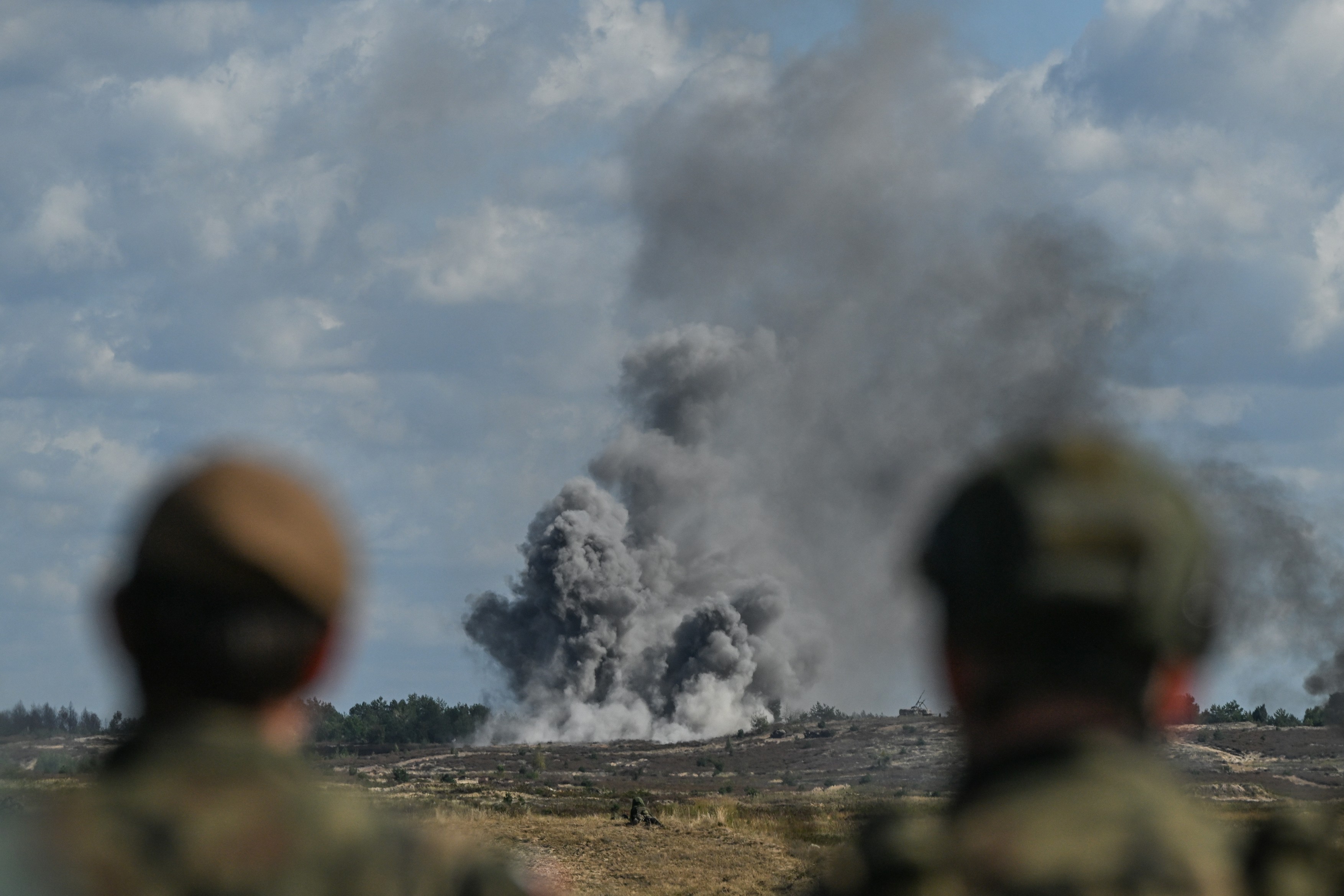 „Trăim vremuri periculoase”. Cum se pregătește Polonia pentru un posibil război cu Rusia: 400.000 de cetățeni vor fi instruiți