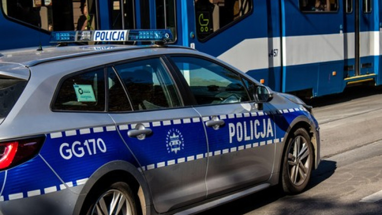 Poliţia poloneză a arestat trei ucraineni asupra cărora a fost găsit echipament de hacking