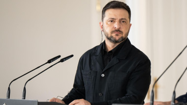 President of Ukraine Volodimir Zelenski during meeting President of the Government Pedro Sanchez el at the Moncloa Palace, on November 18, 2025 in Mad