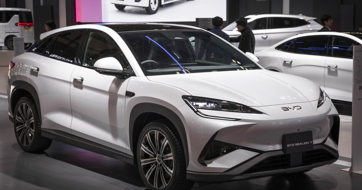 Vânzările auto scad în China: cel mai slab nivel din 10 luni