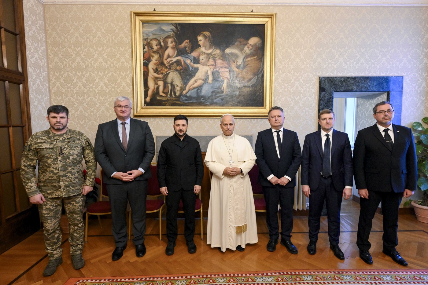 Volodimir Zelenski a fost primit de papa Leon la reședința sa de vară. Urmează și o întâlnire cu Giorgia Meloni