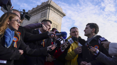 INSTANT_PARADA_FINAL_08_INQUAM_Photos_Octav_Ganea