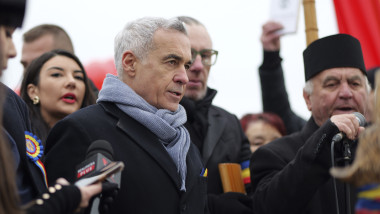 calin georgescu de 1 dec la alba iulia printre oameni