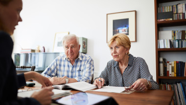 Certificat de viață pentru pensionari. Foto Getty Images