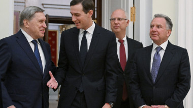 Iuri Ușakov, Jared Kushner, Kirill Dmitriev și Steve Witkoff