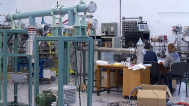 oblinzi magurele laser