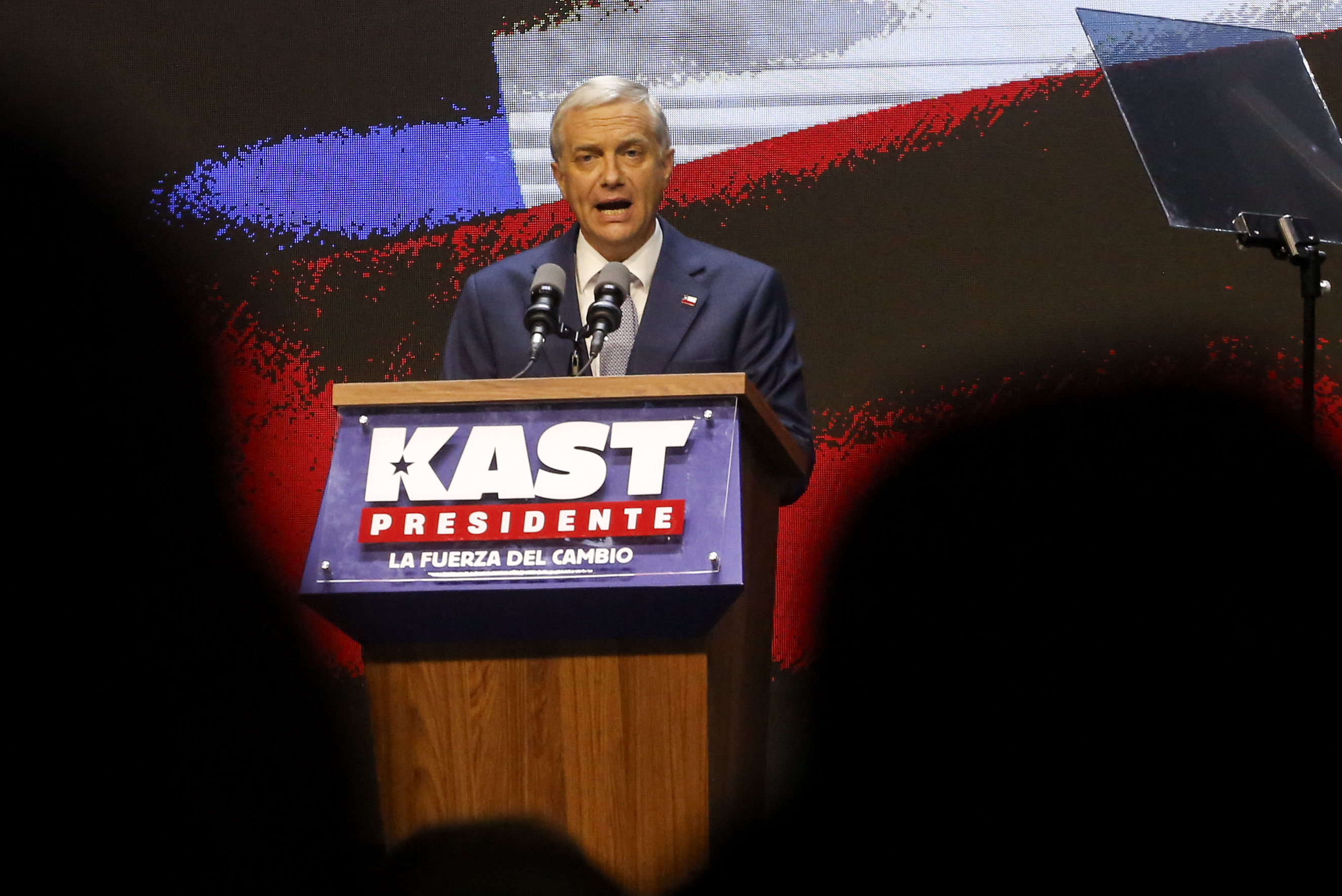 Alegeri în Chile: electoratul virează spre dreapta și-l alege pe Jose Antonio Kast în funcția de președinte