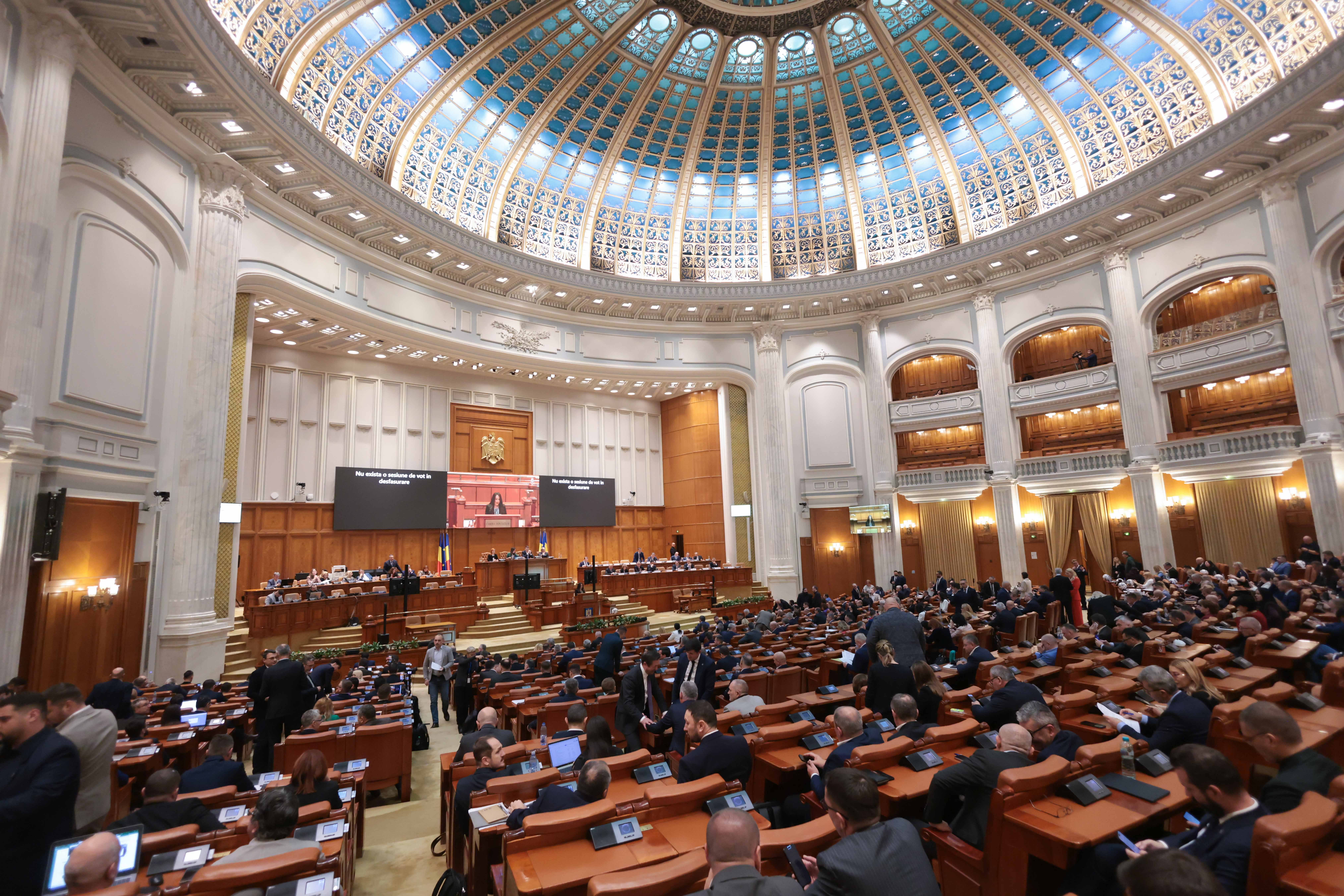 Ce diferențe există între subvențiile primite de partidele parlamentare în 2026 și sumele încasate în 2025