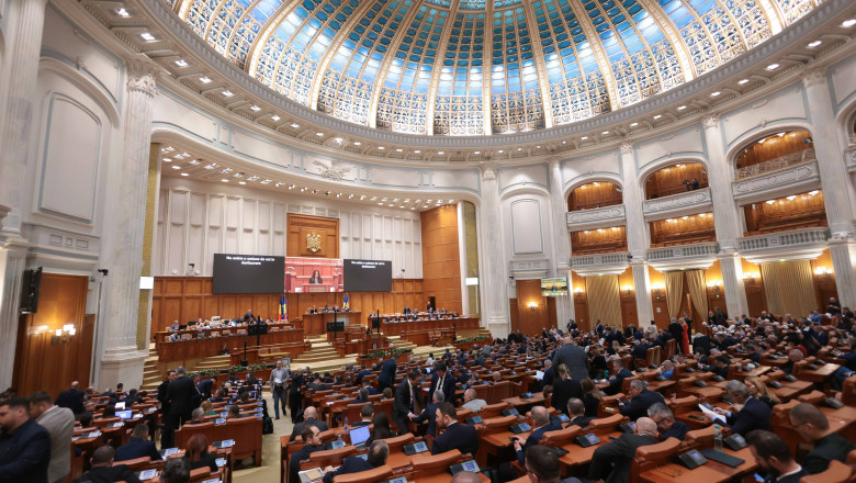 Ce diferențe există între subvențiile primite de partidele parlamentare în 2026 și sumele încasate în 2025