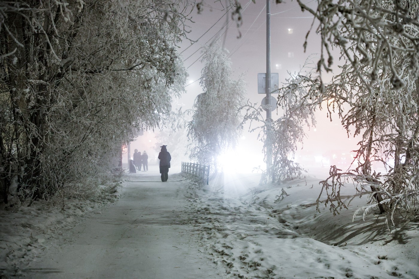A venit iarna în cel mai rece oraș din lume, cu temperaturi de minus 45 de grade. „Este minunat. Nu stați în casă, ieșiți”
