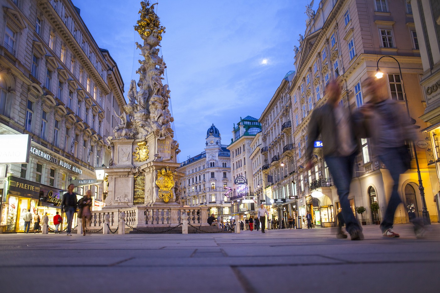 Agenții Moscovei duc războiul dezinformării pe străzile din Viena. Scopul lor: să erodeze încrederea în Ucraina