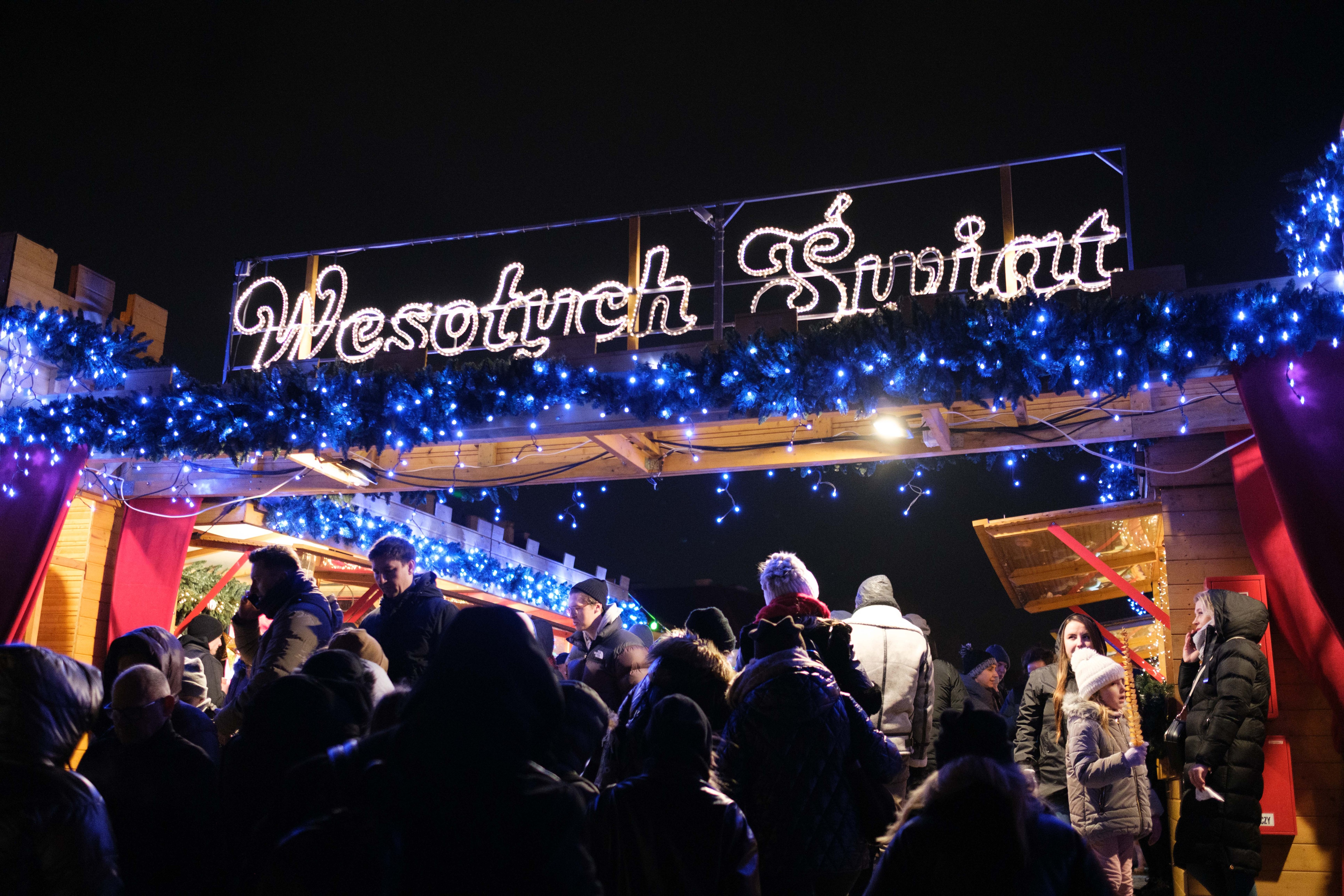 Atac terorist dejucat în Polonia. Un student de 19 ani plănuia să provoace un masacru într-o piață de Crăciun