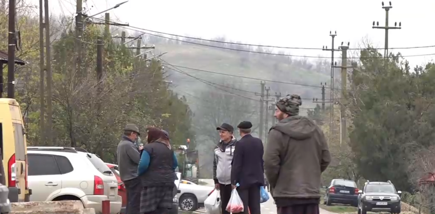 Scandal într-o comună unde au fost organizate alegeri de trei ori în 2 ani. Oamenii sunt revoltați și refuză să mai meargă la vot