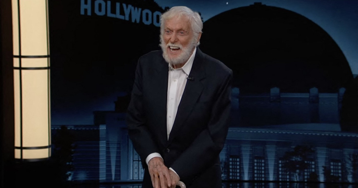 Dick Van Dyke, care a împlinit 100 de ani, spune că longevitatea sa se datorează unui singur obicei. Știința îi dă dreptate