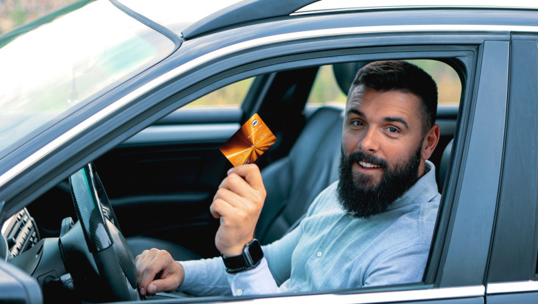 (P) Cum pot companiile să își optimizeze flotele cu un singur card de combustibil?