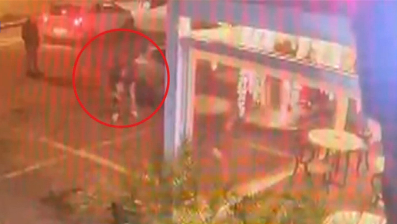 Crimă în plină stradă, în Italia: un moldovean de 32 de ani a înjunghiat un localnic. Scena șocantă a fost surpinsă de camere