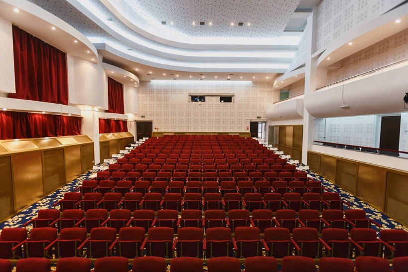 Guvernul a alocat peste 188 de milioane de lei pentru teatre, opere și filarmonici din 34 de județe