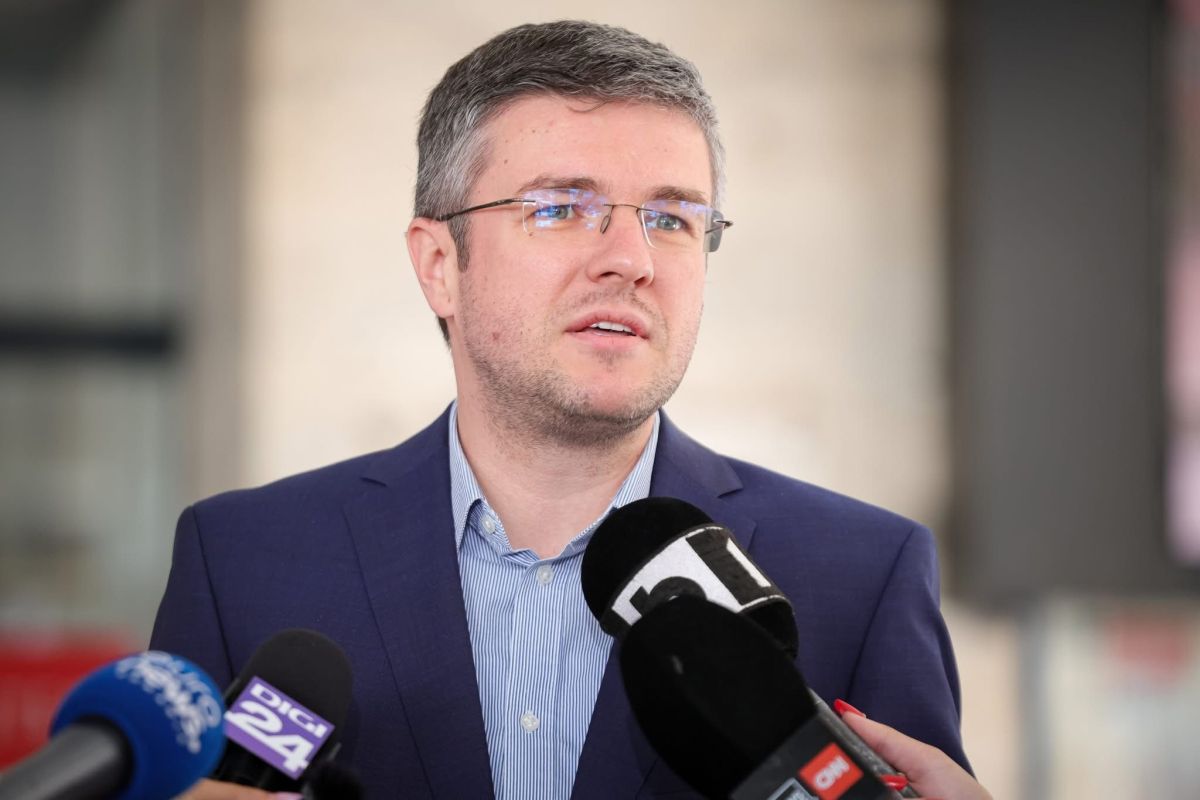 Cine este Irineu Darău, propus de USR la Ministerul Economiei: senator la al doilea mandat, deține o firmă în Franța