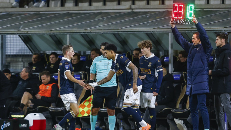 Situaţie fără precedent în fotbalul olandez: Go Ahead Eagles a efectuat 8 schimbări într-un meci