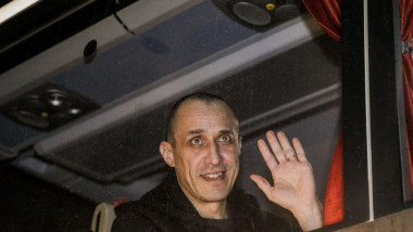 Pavel Seviarynets greets journalists while traveling from Ukraine to Lithuania