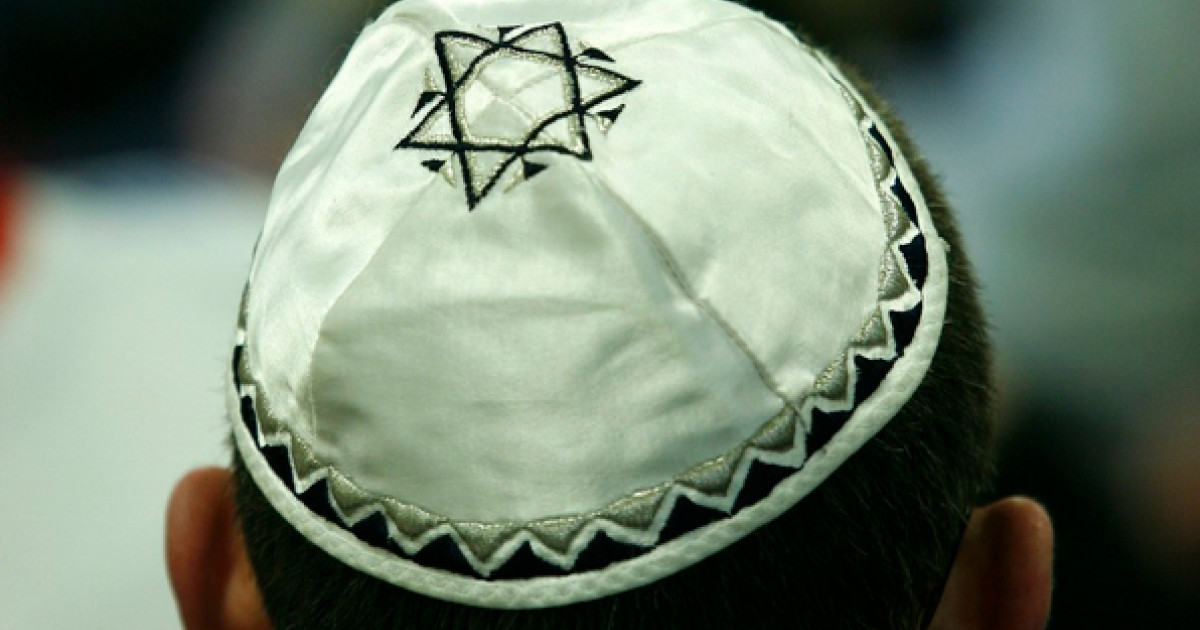 Bărbat din Mureș, reținut pentru mesaje antisemite