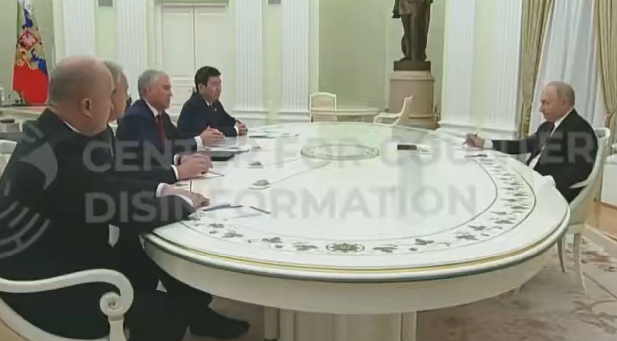 Șeful Parlamentului rus i-a raportat lui Putin că un „ministru AI din UE ia mită”. Știrea era de fapt o glumă de pe un site de satiră